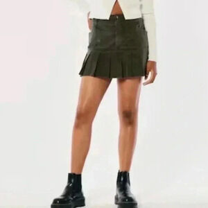 Hollister Women's Olive‎ Green Sz XS Mini Skirt Cute Goth Punk Streetwear Preppy